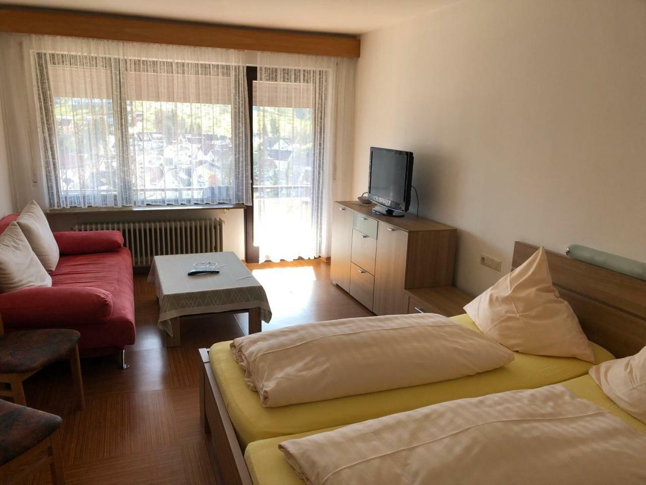 Hotel Cafe Waldeck Wuestenrot Екстер'єр фото
