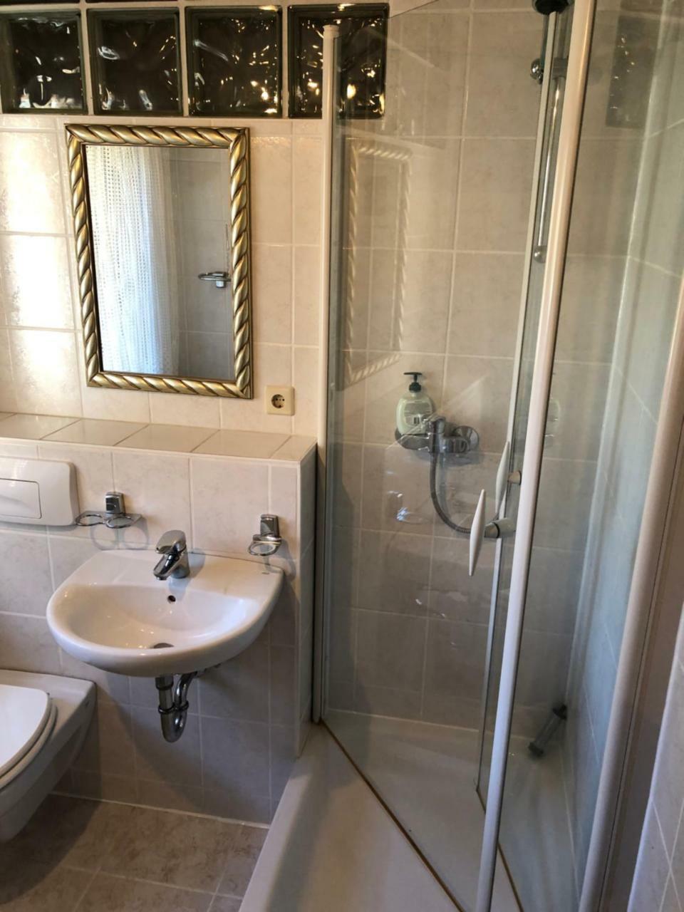 Hotel Cafe Waldeck Wuestenrot Екстер'єр фото