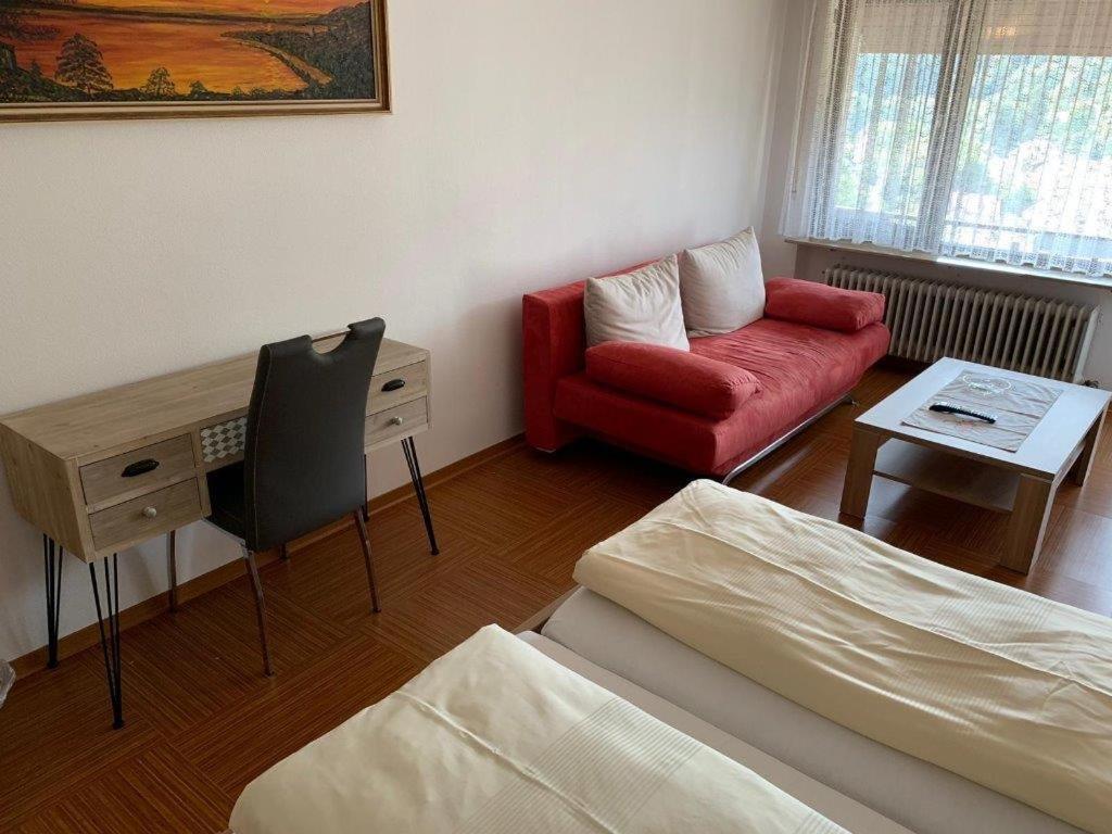 Hotel Cafe Waldeck Wuestenrot Екстер'єр фото